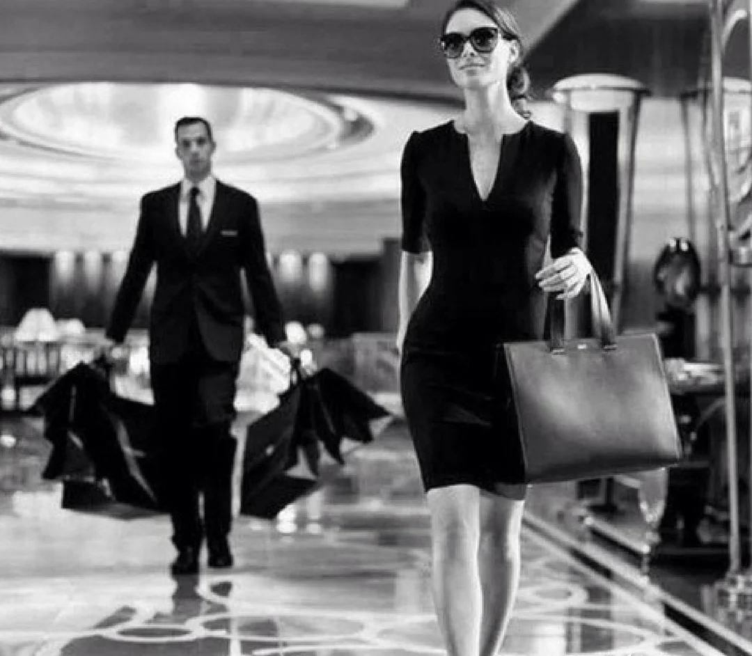Private chauffeur for shopping in Brussels, Belvedere Limousines